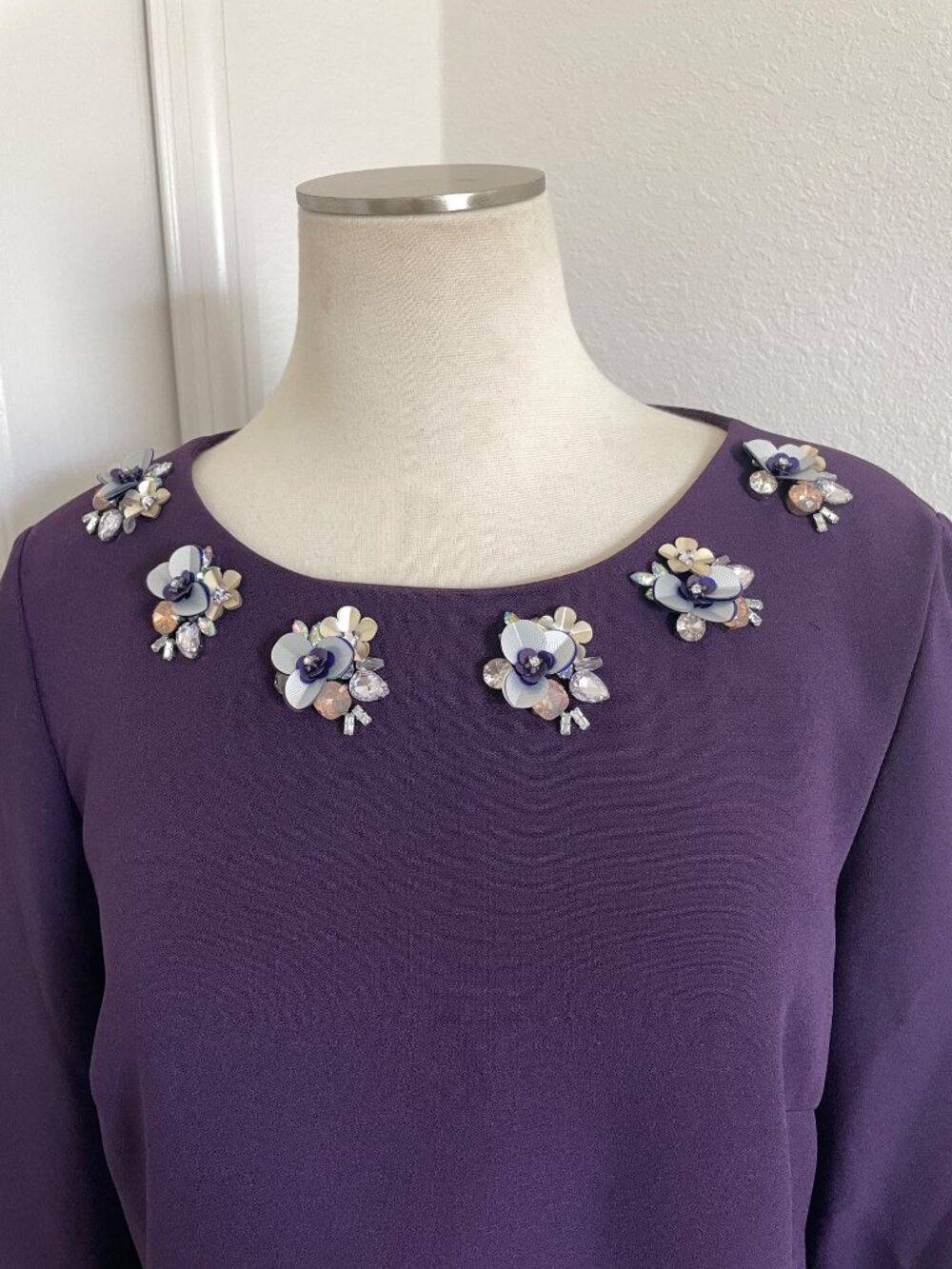 Tahari ASL Embellished Neck Stretch Crepe Mini Dress Pleated Bell Sleeves 10 - Picture 5 of 13